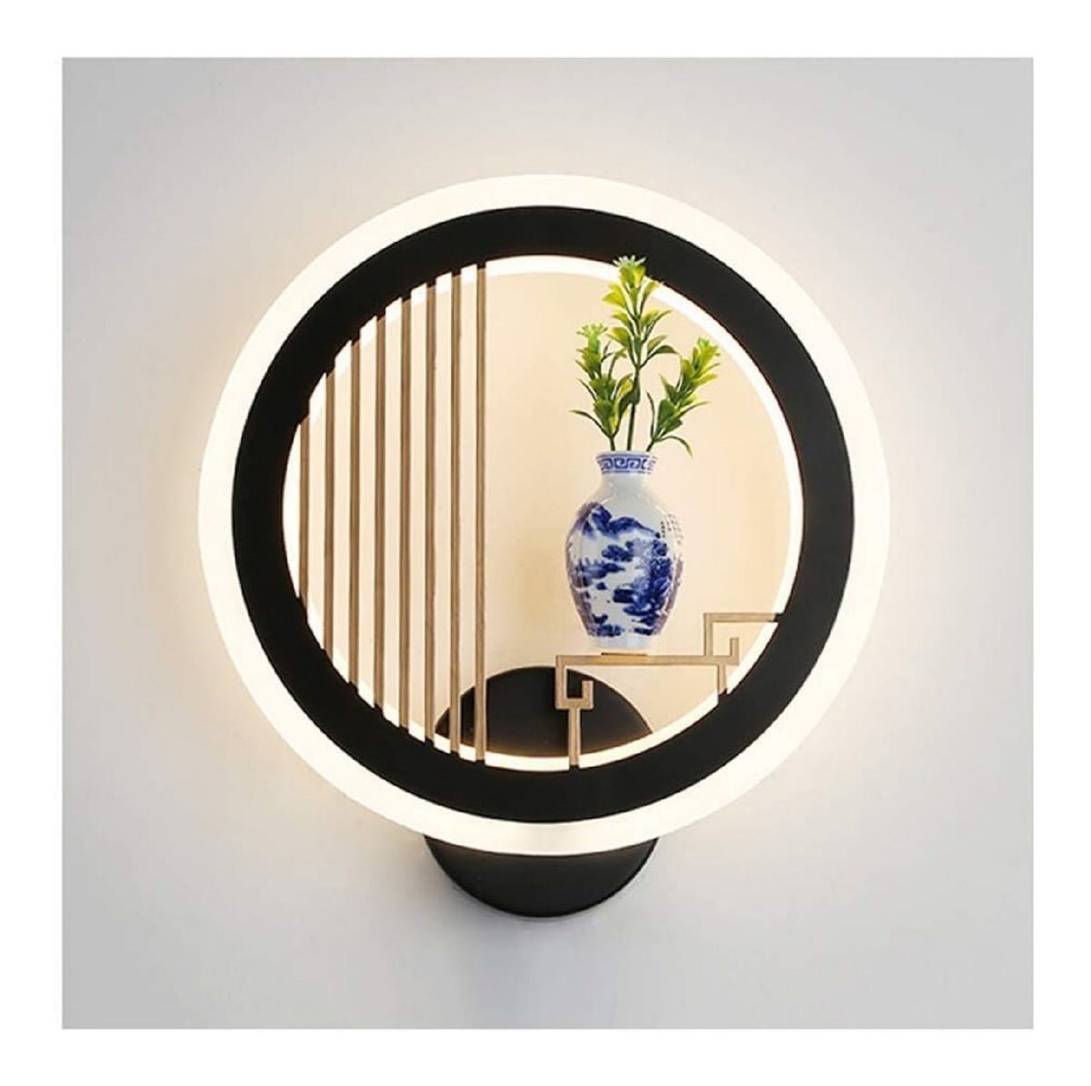 Luminaire Ambre et Rouge a silhouette graphique de type applique murale