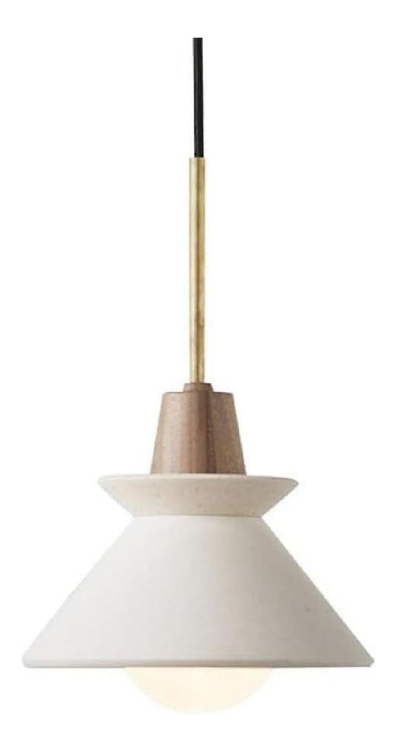 Suspension Ambre a presence elegante et lumiere agreable 60 W E27